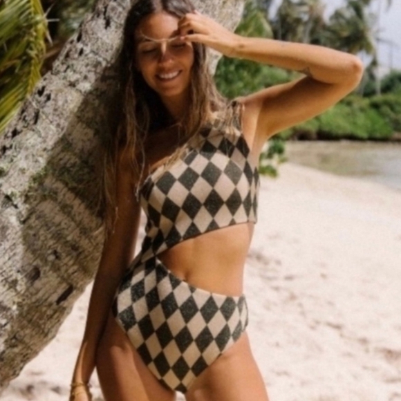 New!Beach Riot Celine One Piece Harlequin Diamond Pattern - Picture 1 of 15